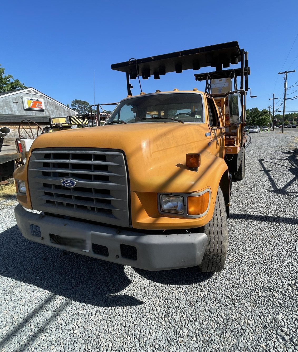 1995 FORD F800 Attenuator Truck - Image 6